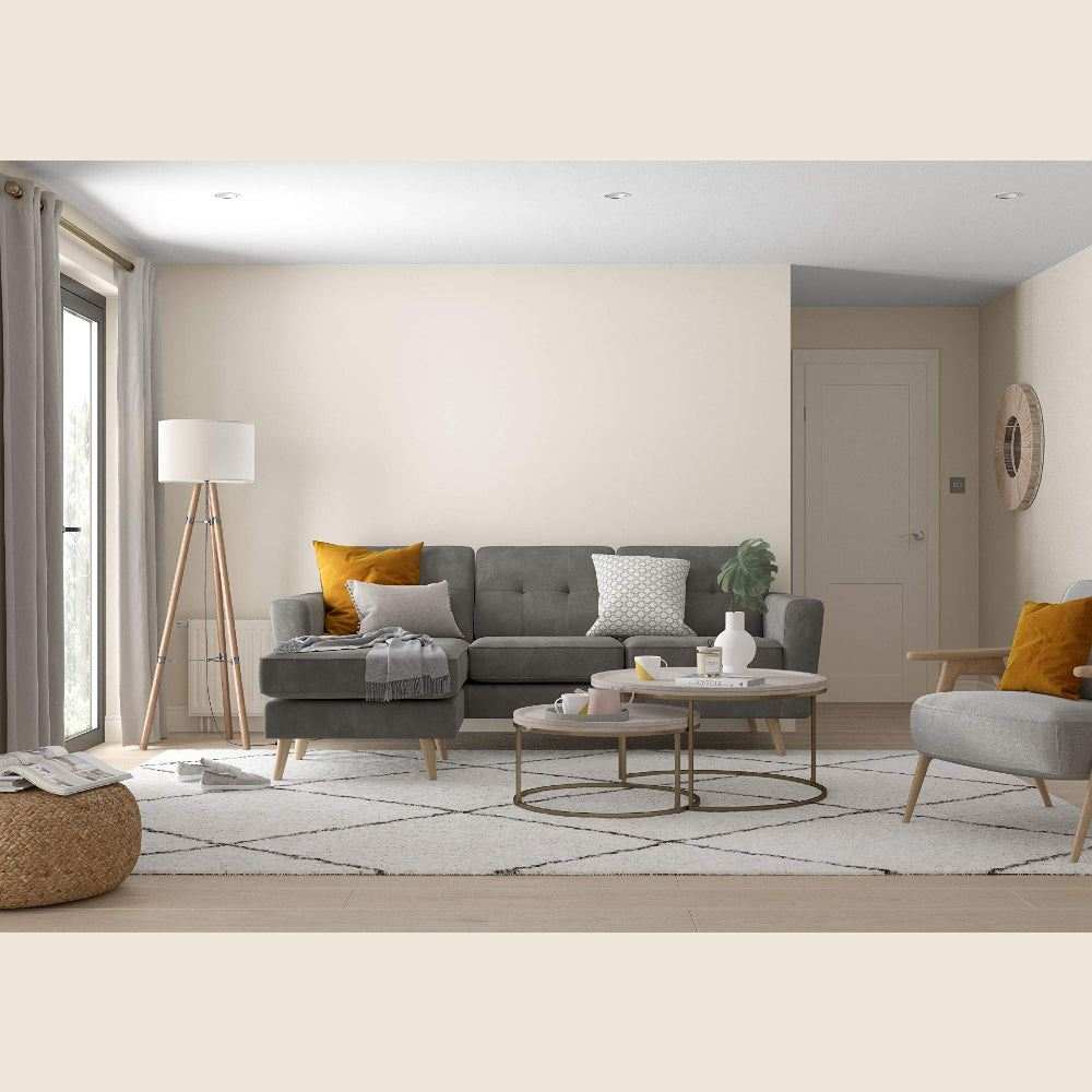 DULUX TRADE DIAMOND MATT ALMOND WHITE 5L