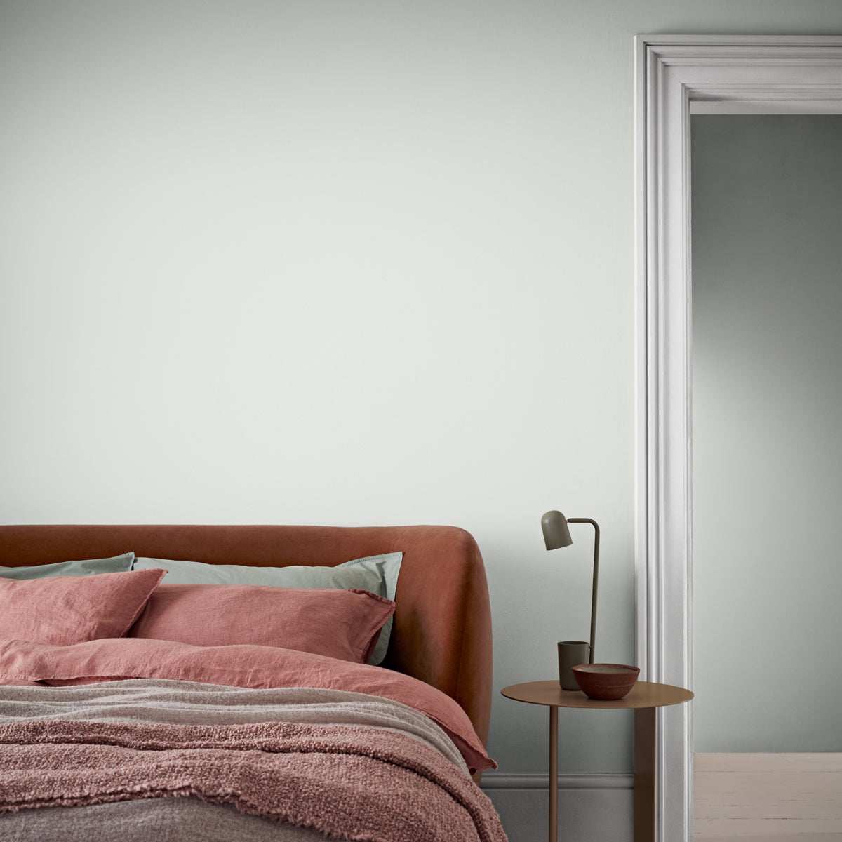 CROWN WALLS AND CEILINGS MATT SELDOM SEEN 2.5L