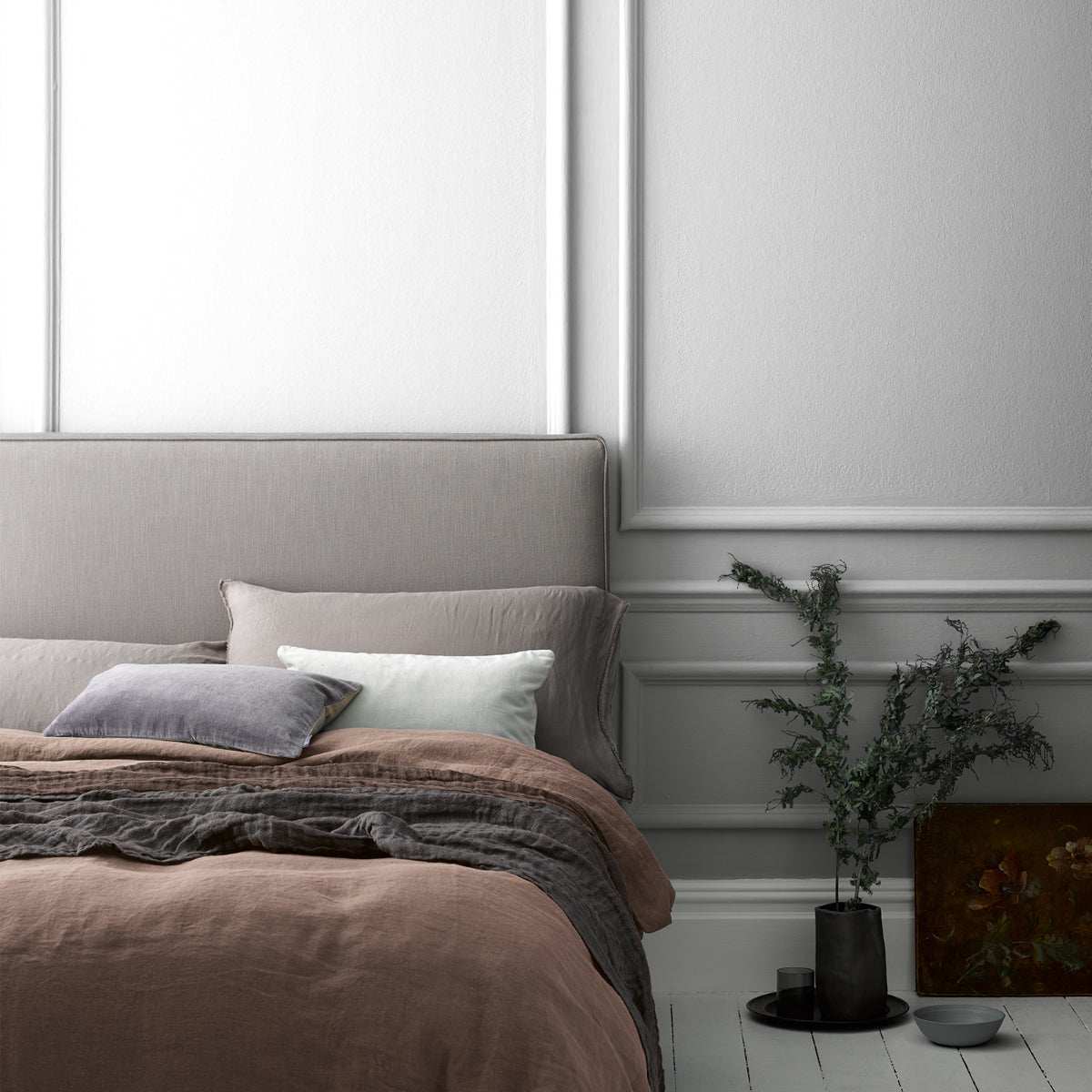 CROWN CRAFTED FLAT MATT GALLERY WALL 2.5L