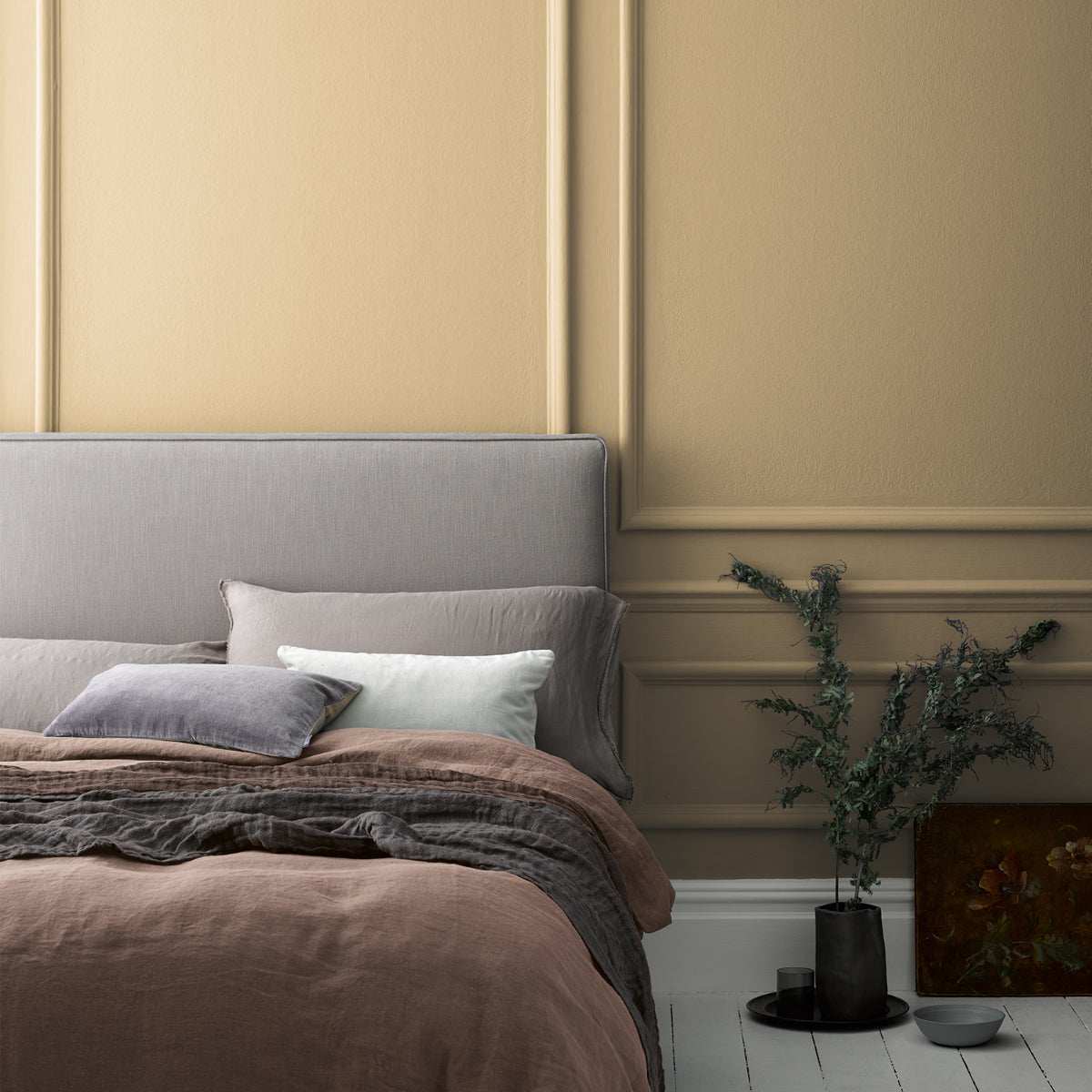 CROWN CRAFTED FLAT MATT SEWING BEE 2.5L