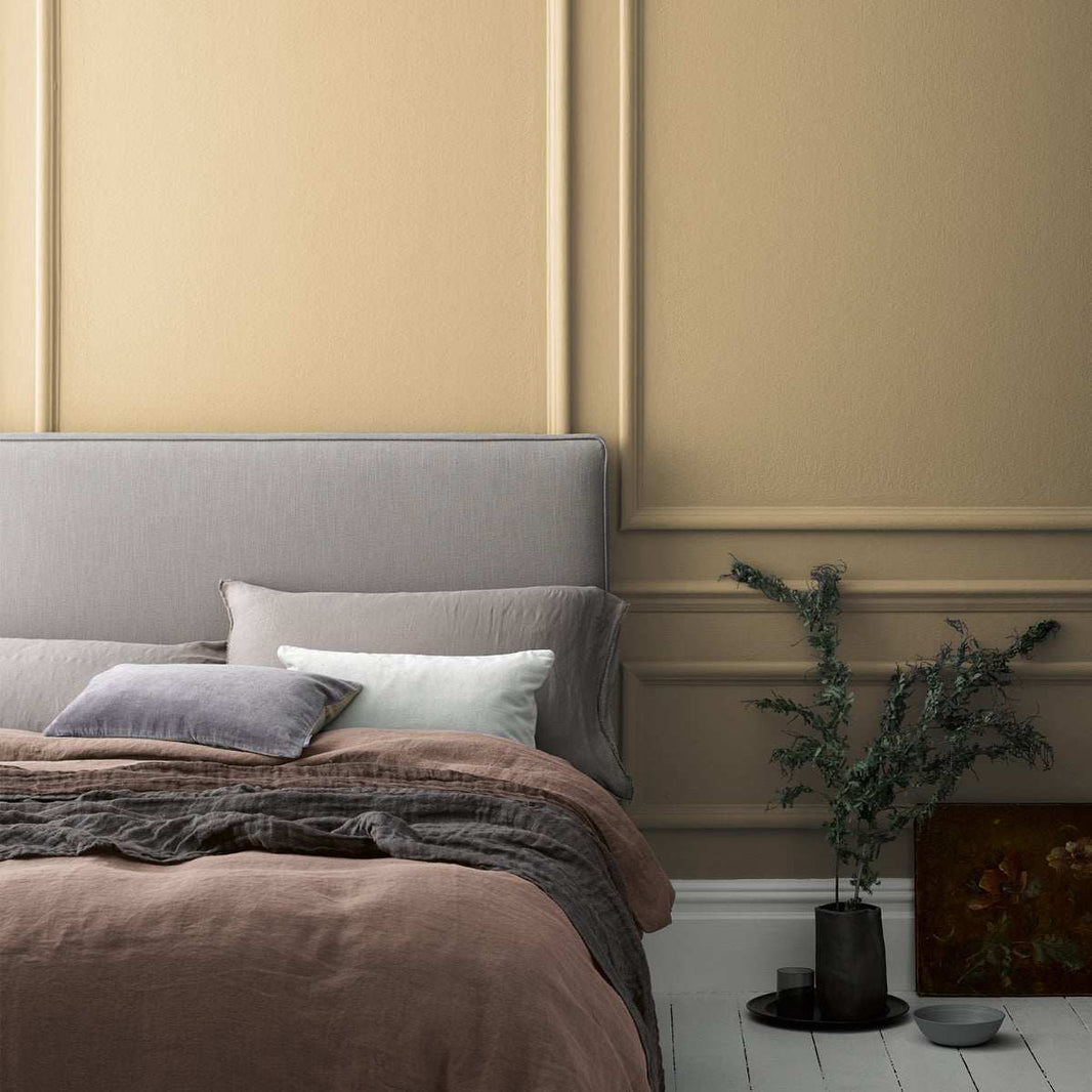 CROWN CRAFTED FLAT MATT SEWING BEE 2.5L