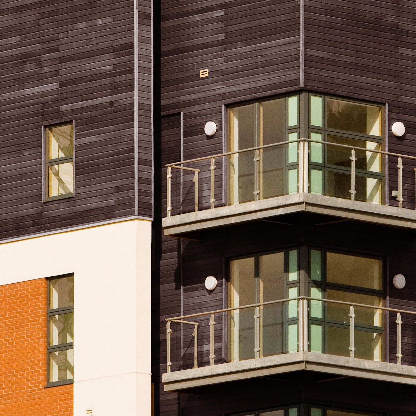 SADOLIN 10 YEAR QUICK DRY WOODSTAIN JACOBEAN WALNUT 1L