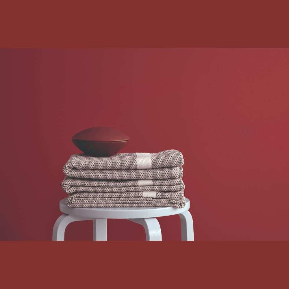 JOHNSTONES COVAPLUS MATT HOT CHERRY 5L