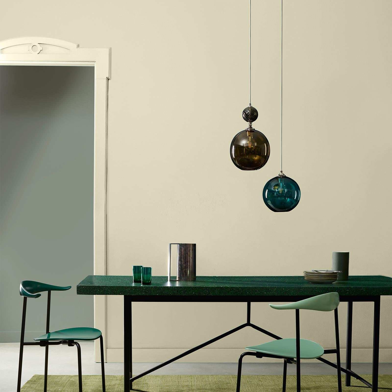 CROWN ELLE DECORATION FLAT MATT WHITE GRASS NO. 305 125ML